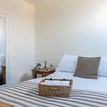 Hamilton Apartment